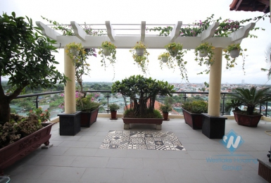 Brandnew duplex apartment rental with a wonderful large terrace